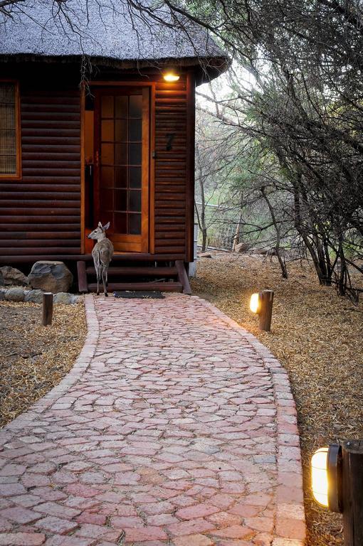 Impa-Lala Country Estate Bed & Breakfast Bloemfontein Exterior photo
